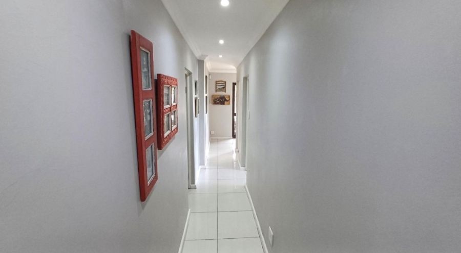 5 Bedroom Property for Sale in Nahoon Eastern Cape